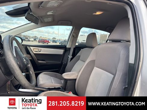 Used 2017 Toyota Corolla LE image 14