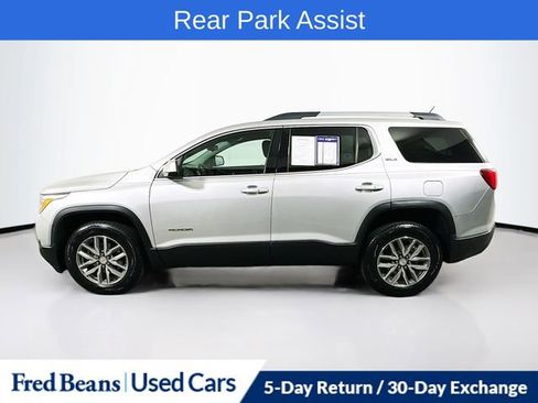 Used 2017 GMC Acadia SLE w/ Driver Alert Package I FWD image 5