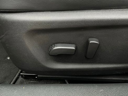 Used 2025 Nissan Altima 2.5 SR image 11