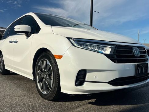 Used 2023 Honda Odyssey Elite image 11