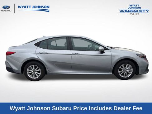 Used 2025 Toyota Camry LE FWD image 11