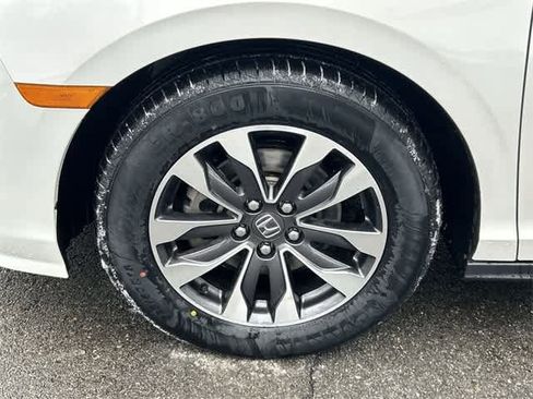 Used 2024 Honda Odyssey EX-L image 5