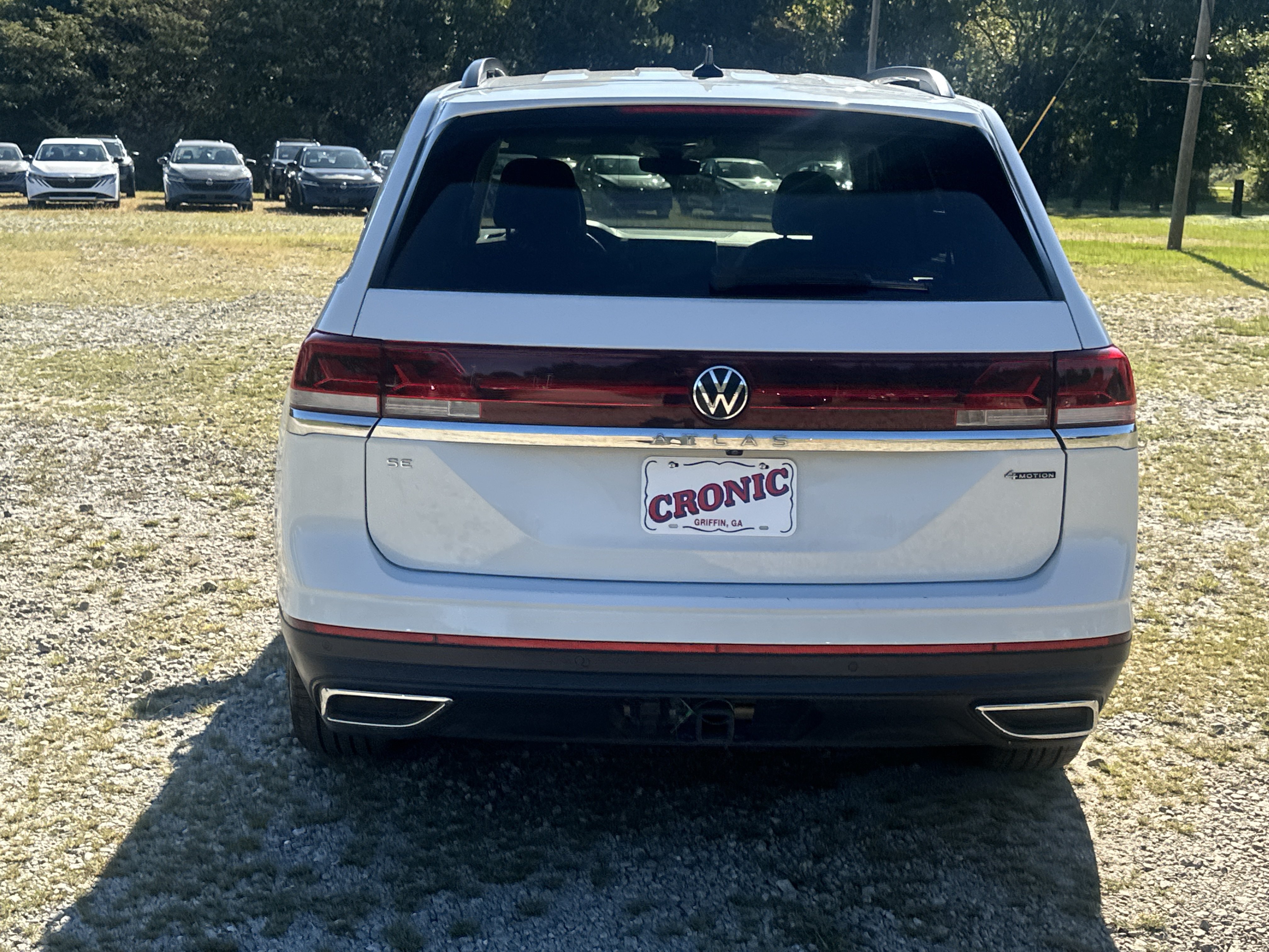 Used 2024 Volkswagen Atlas SE AWD/4WD image 6