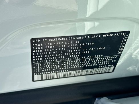 New 2026 Volkswagen Tiguan SE R-Line FWD image 23