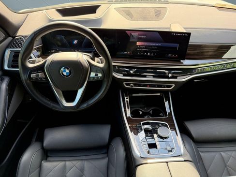 Certified 2025 BMW X5 xDrive50e w/ Premium Package AWD/4WD image 24