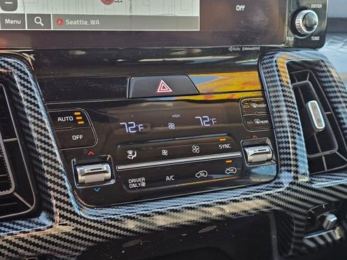 Certified 2023 Kia Sorento EX image 31