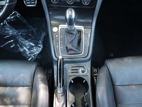 Used 2015 Volkswagen GTI Autobahn w/ Lighting Package (SEL) FWD image 32