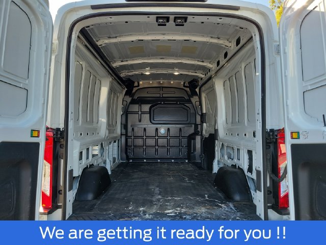 Certified 2025 Ford Transit 250 148 Medium Roof RWD image 18