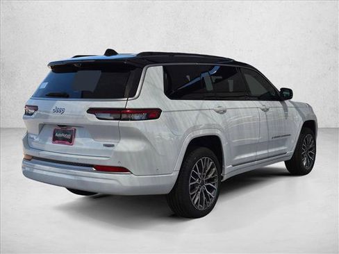 New 2026 Jeep Grand Cherokee L Summit AWD/4WD image 3