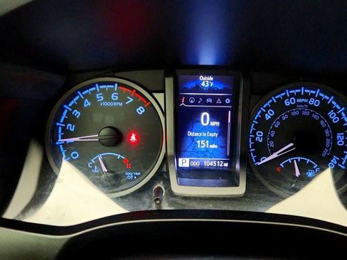 Used 2017 Toyota Tacoma TRD Sport w/ Premium & Technology Package image 14