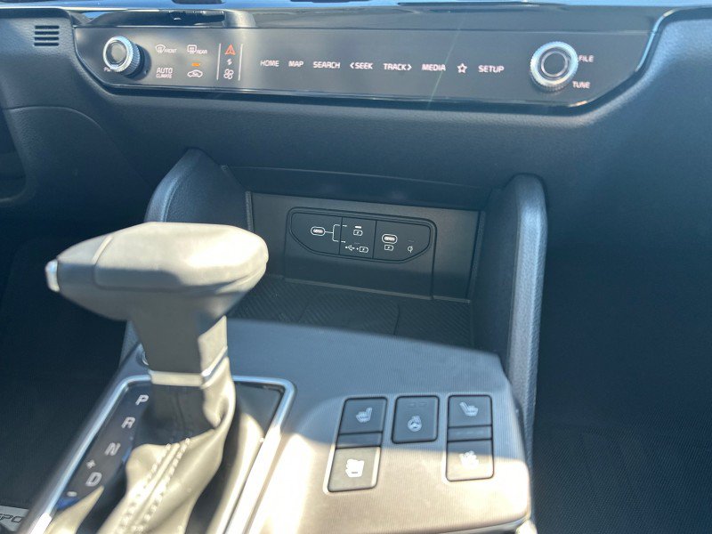 Used 2026 Kia Sportage SX FWD image 18