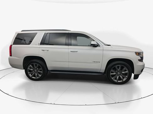 Used 2019 Chevrolet Tahoe LT w/ Luxury Package image 11