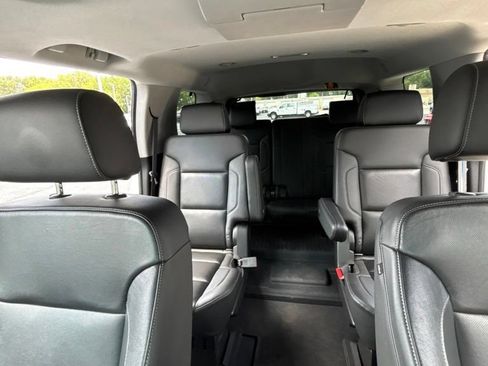 Used 2019 Chevrolet Tahoe Premier AWD/4WD image 16