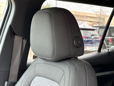 Used 2025 GMC Terrain Elevation image 13