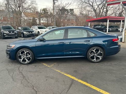 Used 2020 Volkswagen Passat 2.0T R-Line image 3