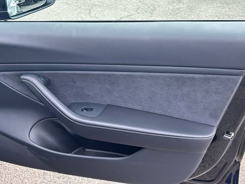 Used 2021 Tesla Model 3 Long Range AWD/4WD image 10