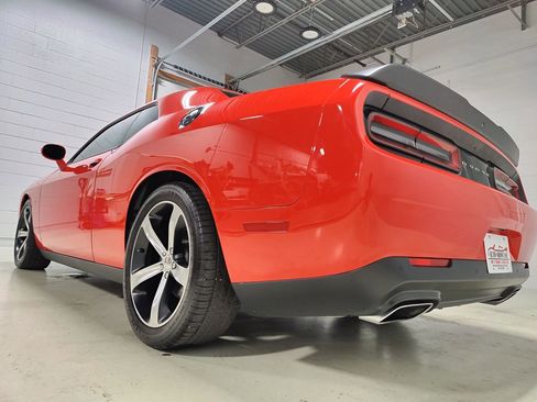 Used 2015 Dodge Challenger R/T Plus image 20