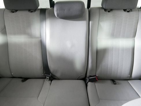 Used 2019 Toyota Tacoma SR w/ SR Convenience Package image 13