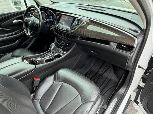 Used 2019 Buick Envision Essence FWD image 31