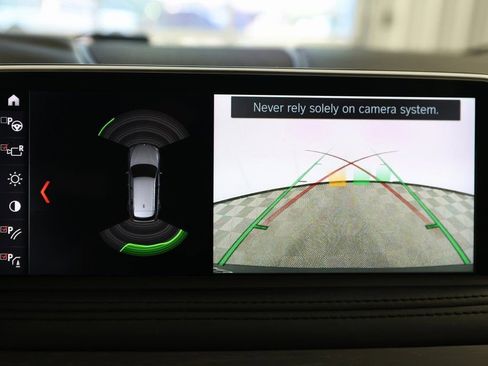 Used 2018 BMW X5 xDrive50i w/ M Sport Package image 32