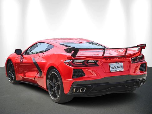 Used 2020 Chevrolet Corvette Stingray Preferred Cpe w/ 2LT Preferred Equipment Group image 4