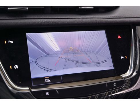 Used 2025 Cadillac XT6 Premium Luxury image 55