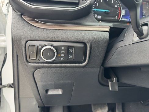 Certified 2024 Ford Explorer Limited image 14