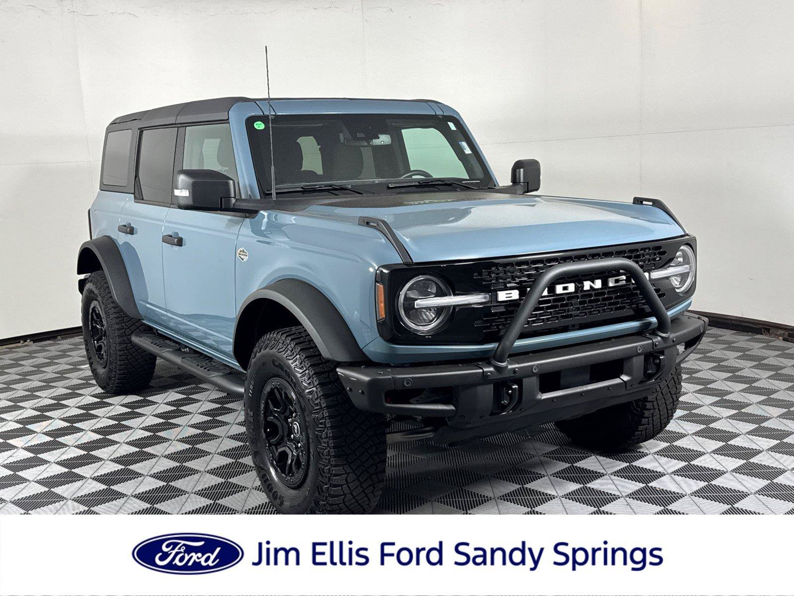 Used 2023 Ford Bronco Wildtrak AWD/4WD image 1