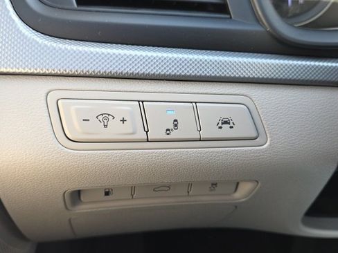 Used 2018 Hyundai Sonata SEL w/ Tech Package 02 image 10