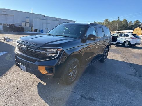 New 2026 Ford Expedition Tremor image 14