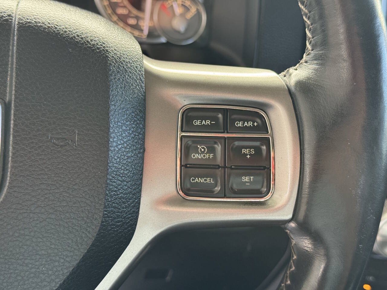 Used 2013 RAM 1500 Limited AWD/4WD image 30