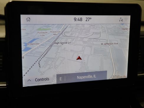 Used 2021 Ford Explorer Limited w/ Equipment Group 301A image 8