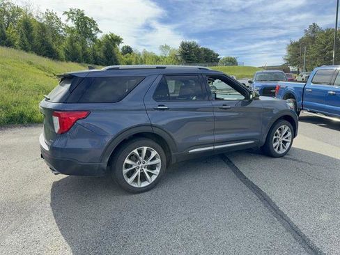 Used 2021 Ford Explorer Platinum w/ Equipment Group 601A AWD/4WD image 4