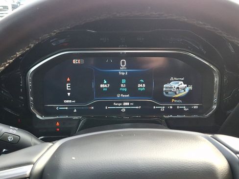 Used 2024 Chevrolet Silverado 2500 ZR2 w/ Snow Plow Prep/Camper Package image 25