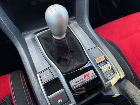 Used 2021 Honda Civic Type R Limited image 30