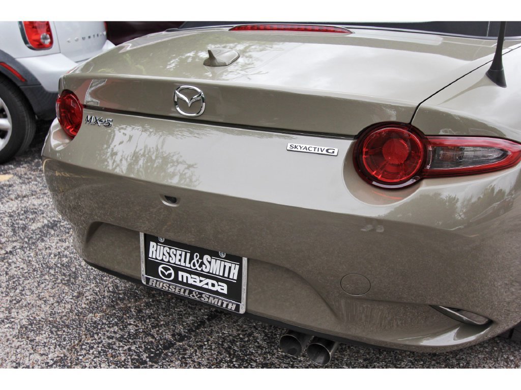 Used 2023 MAZDA MX-5 Miata Grand Touring RWD image 5