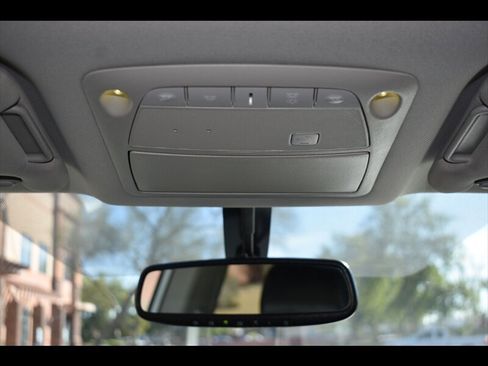 Used 2018 Nissan Pathfinder SL w/ Midnight Edition Package image 34