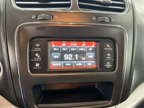 Used 2019 Dodge Journey SE w/ Premium Group FWD image 14