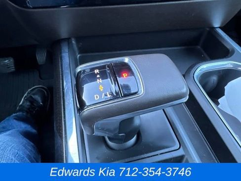 Used 2022 Chevrolet Silverado 1500 LT image 29