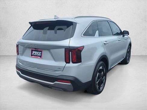Used 2025 Kia Sorento EX AWD/4WD image 5