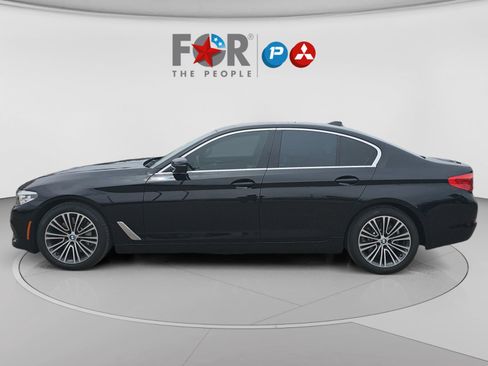 Used 2019 BMW 530i w/ Convenience Package RWD image 2