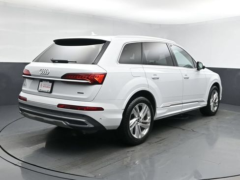 Used 2023 Audi Q7 3.0T Premium Plus AWD/4WD image 19