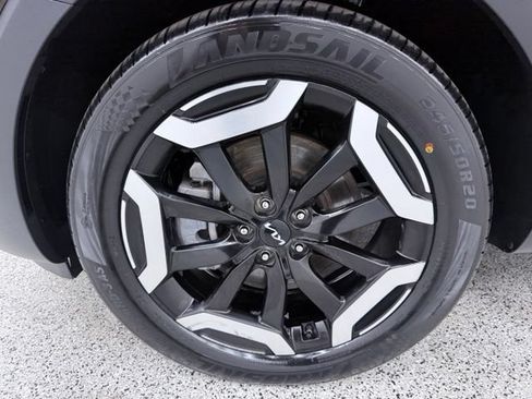 Used 2023 Kia Telluride S FWD image 10