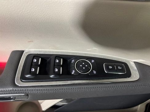 Used 2019 Lincoln Continental Reserve AWD/4WD image 21