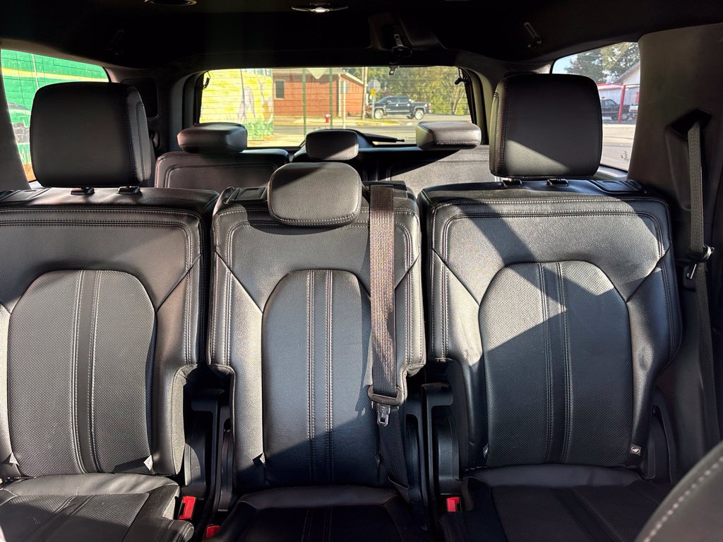Used 2021 Ford Expedition Limited RWD image 17