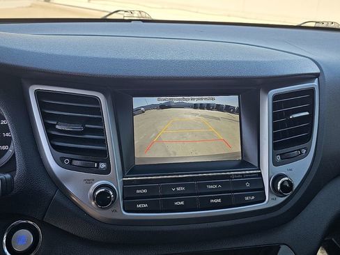 Used 2018 Hyundai Tucson Value image 38