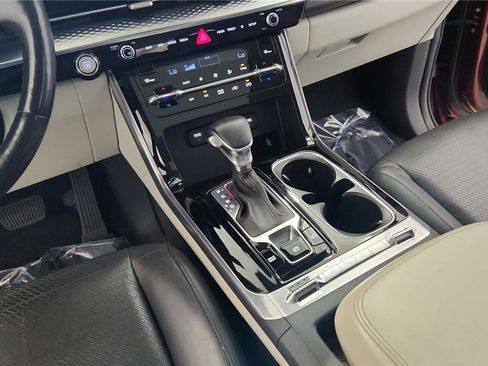 Used 2022 Kia Carnival SX Prestige FWD image 36