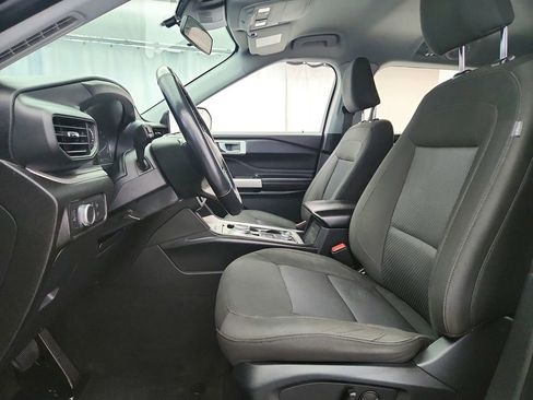 Used 2022 Ford Explorer XLT AWD/4WD image 11