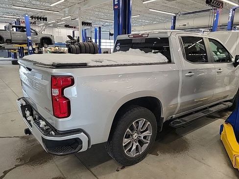 Used 2019 Chevrolet Silverado 1500 RST AWD/4WD image 4