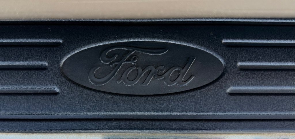 Used 2011 Ford F150 Lariat w/ Lariat Plus Pkg RWD image 9